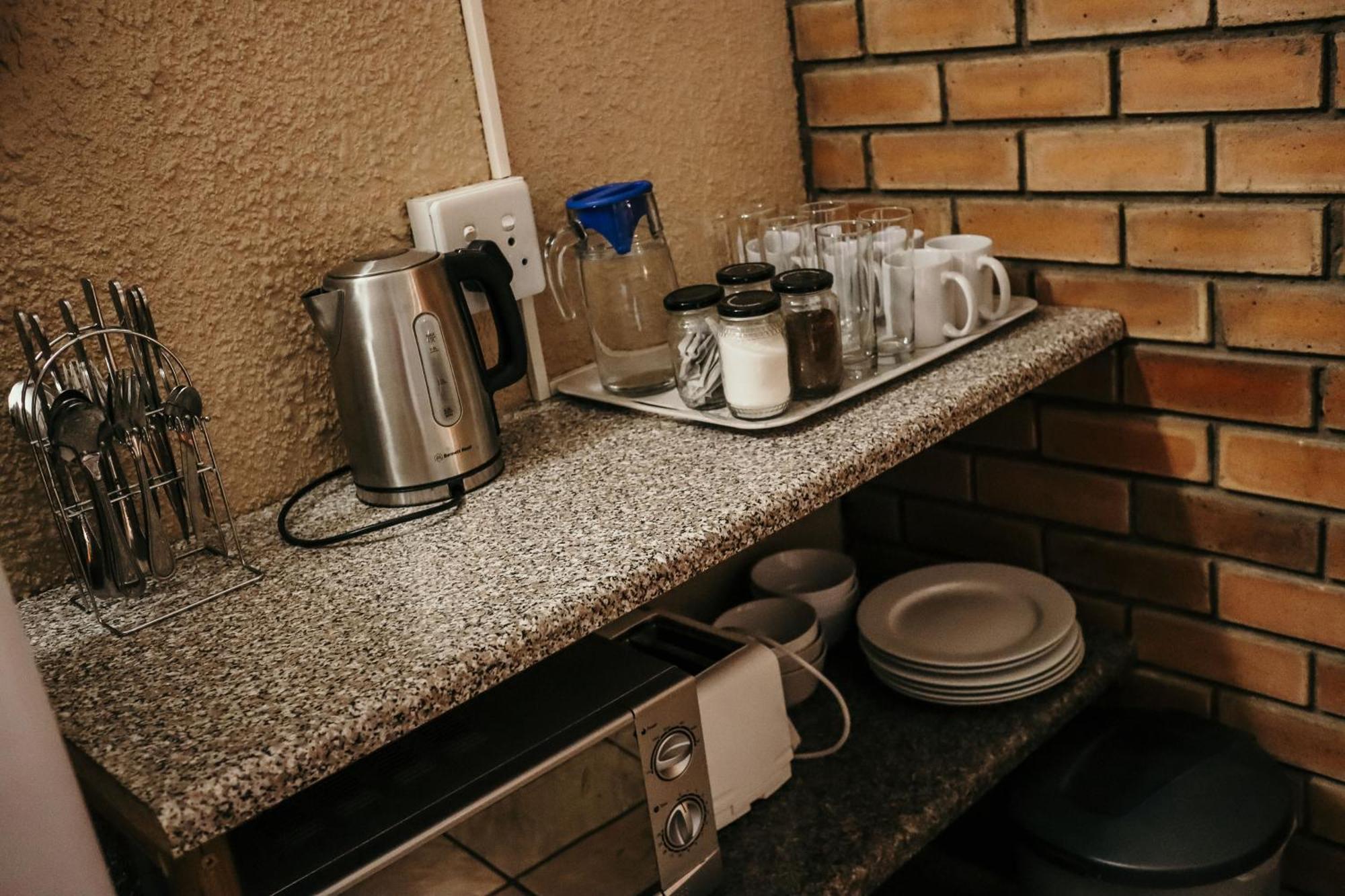 A Traveller's Palm Hotel Phalaborwa Kültér fotó