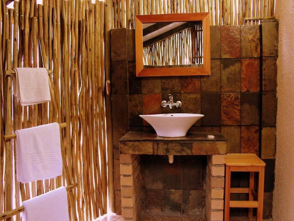 A Traveller's Palm Hotel Phalaborwa Kültér fotó